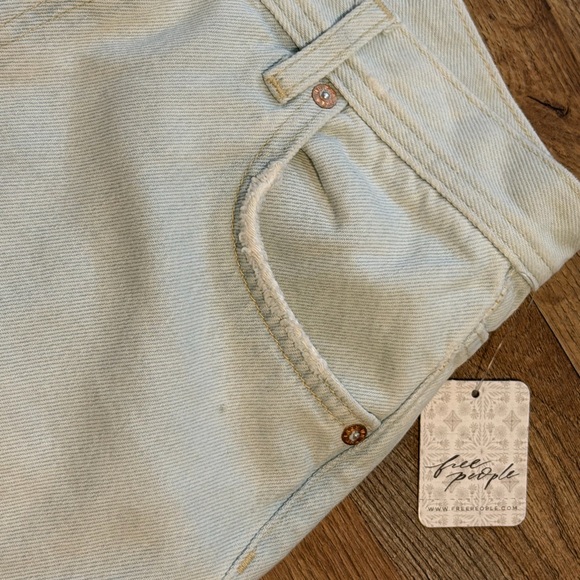 Free People Maggie Raw Hem Paradise Blue Distressed Jeans Size 27 28 inseam NWT - Picture 8 of 10